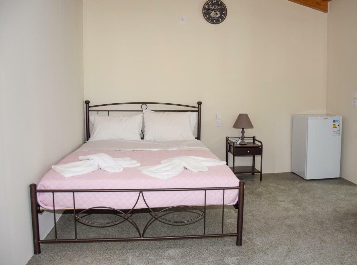 Camping Chania คาโตดารัตโซ ภายนอก รูปภาพ
